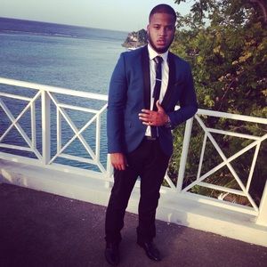 Blue-Green Men’s H&M Slim Flit Blazer